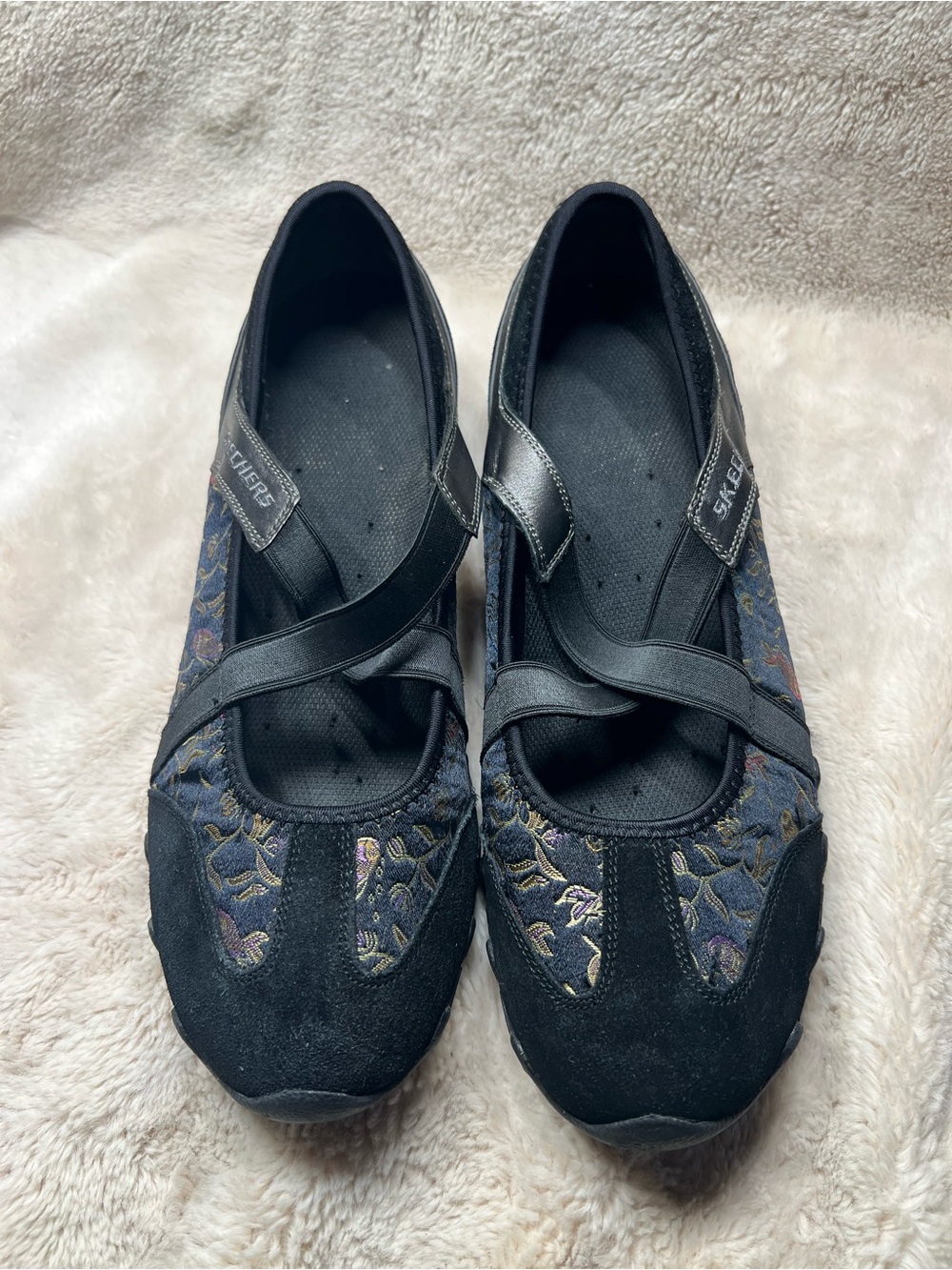 Skechers Mary Jane Size 11